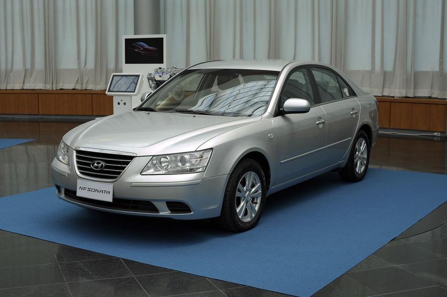  Hyundai Sonata 2.0T 2010 года  (фото 52 из 67)